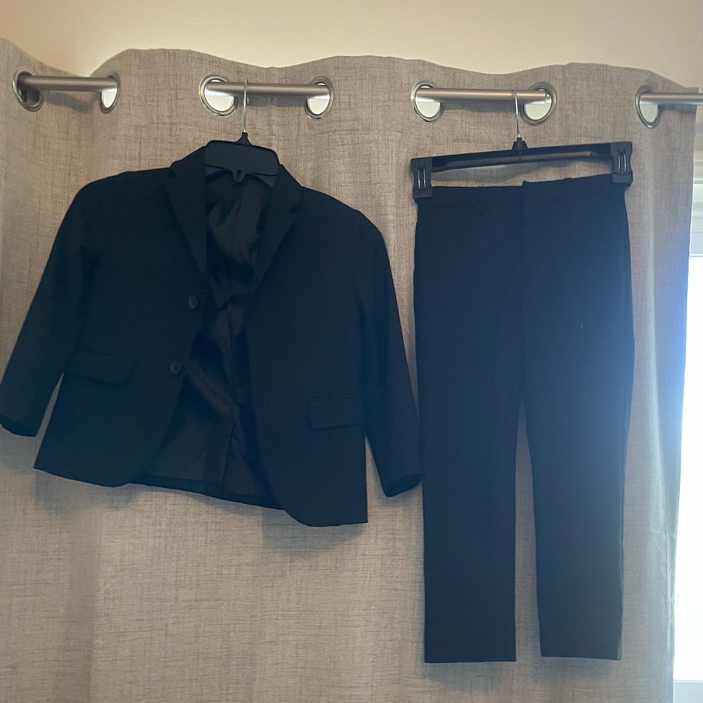 🫐 Zara Black Blazer and Pants Set 🫐